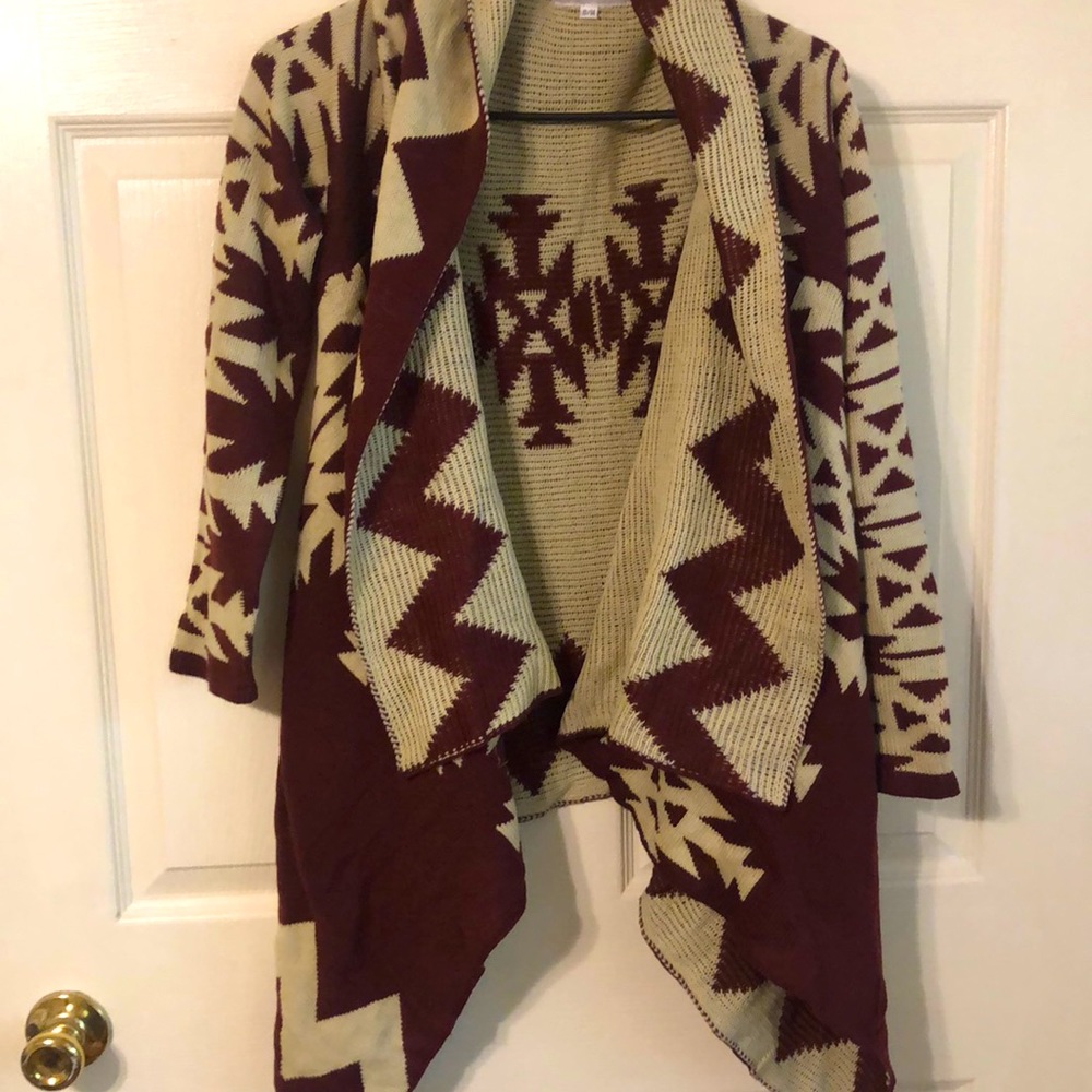 Burgundy/Cream Patterned Cardigan
